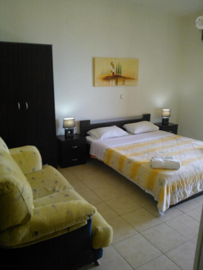 Niriides Apartments Asos Kamer foto