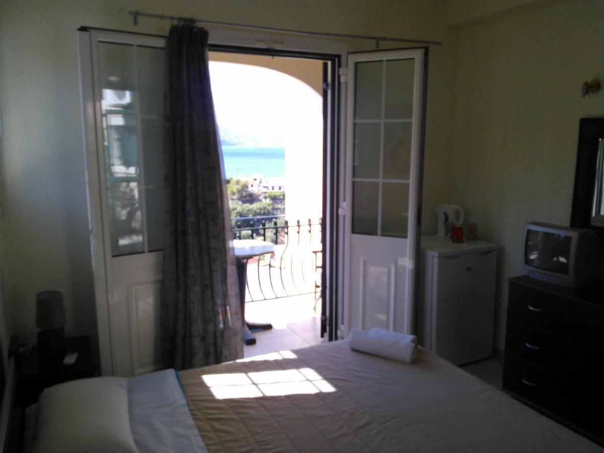Niriides Apartments Asos Kamer foto